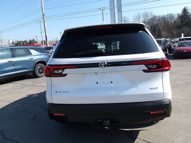 2024 Toyota Grand Highlander Base