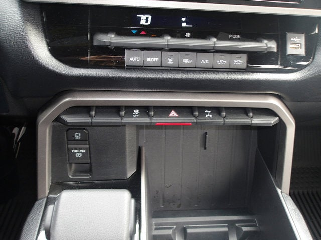 2025 Toyota Tundra 4WD Base