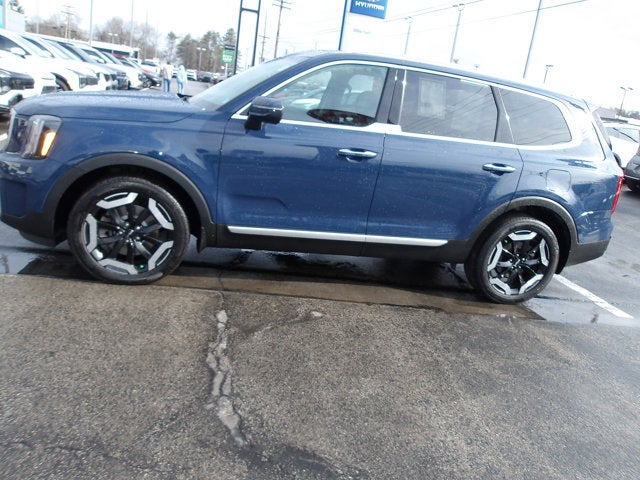 2023 Kia Telluride S
