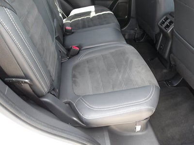 2020 Mitsubishi Outlander Base