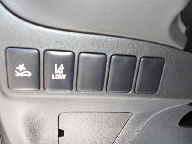 2020 Mitsubishi Outlander Base