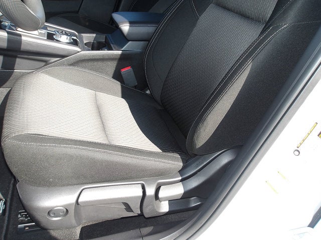 2024 Mitsubishi Outlander ES