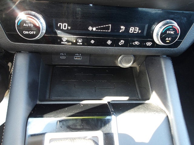 2024 Mitsubishi Outlander ES