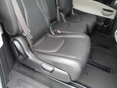 2023 Kia Carnival EX