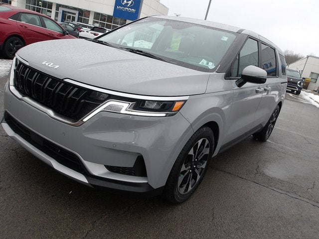 2023 Kia Carnival EX