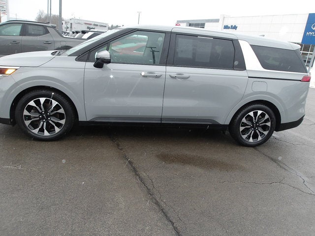 2023 Kia Carnival EX