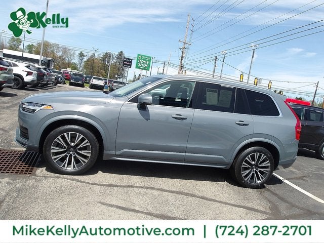 2022 Volvo XC90 Momentum