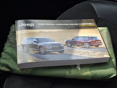 2022 Jeep Grand Cherokee L Altitude