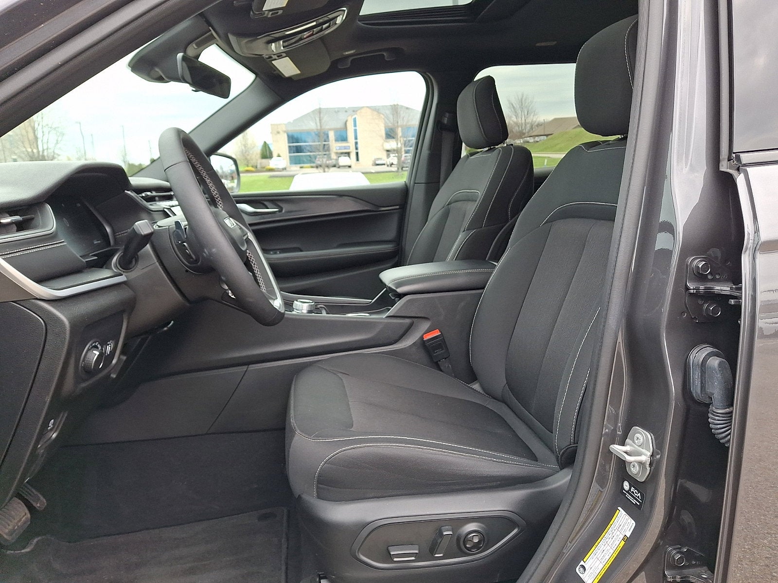 2025 Jeep Grand Cherokee L Laredo X