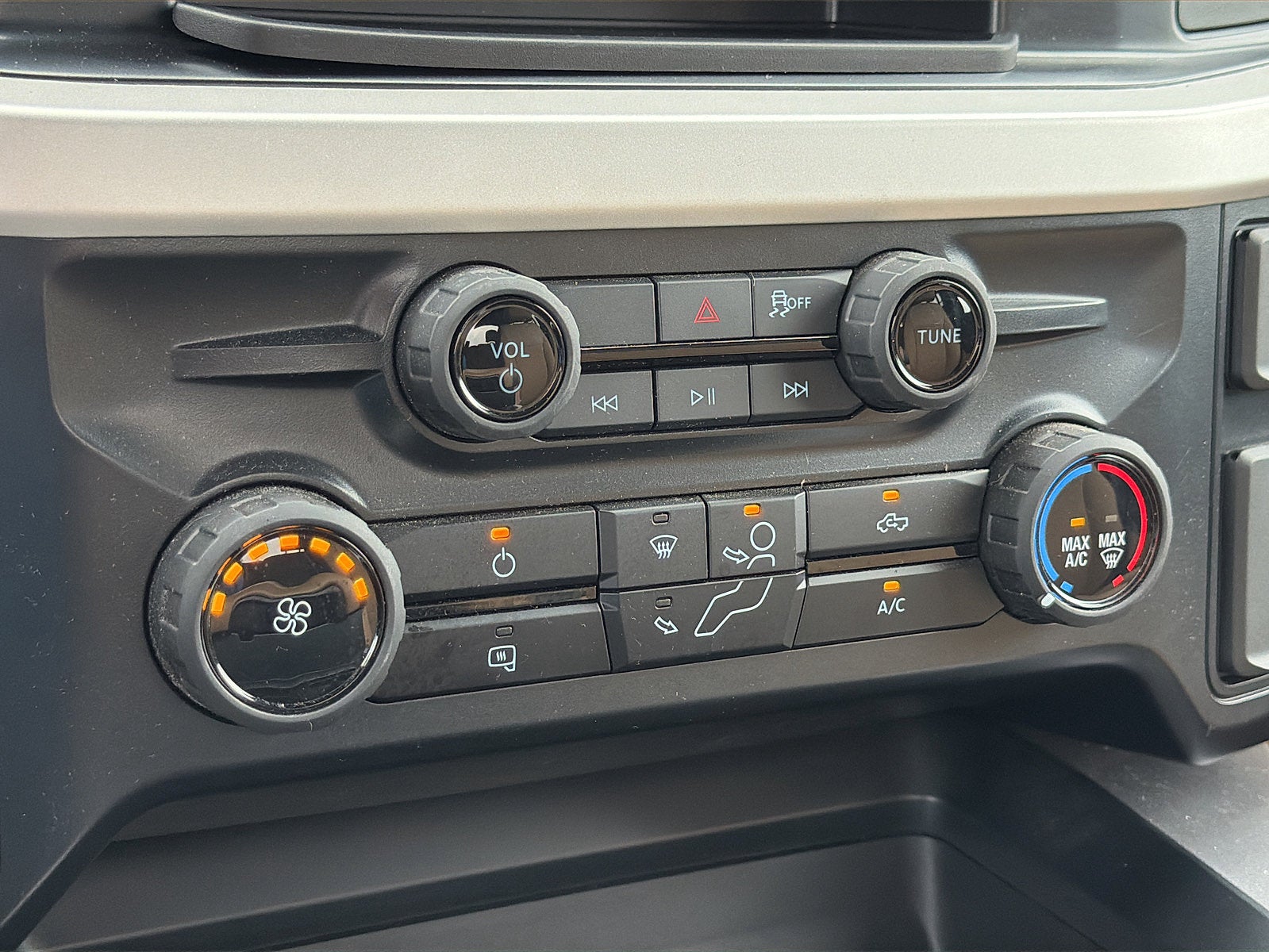 2025 Ford Super Duty F-350 SRW XL