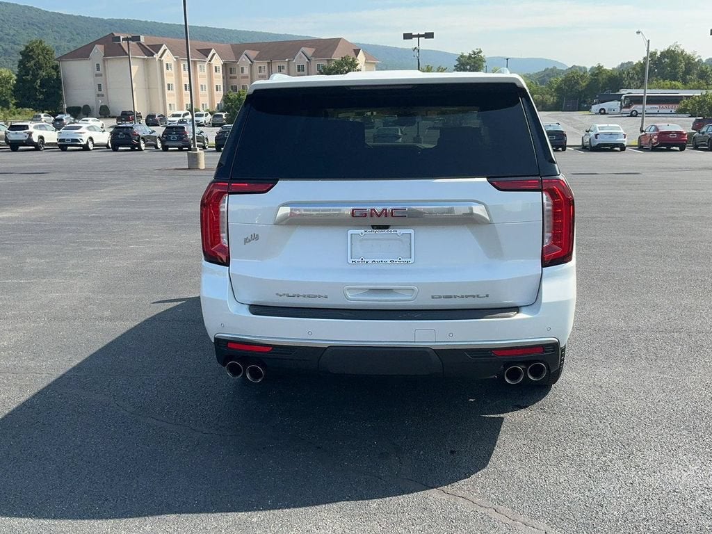 2023 GMC Yukon XL Denali