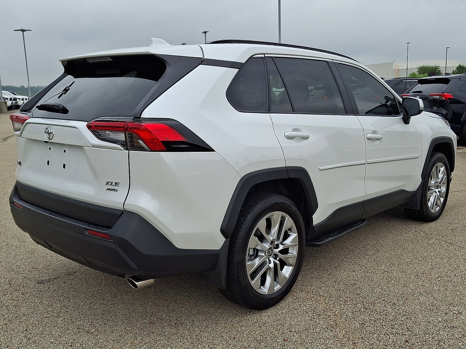 2025 Toyota RAV4 XLE Premium