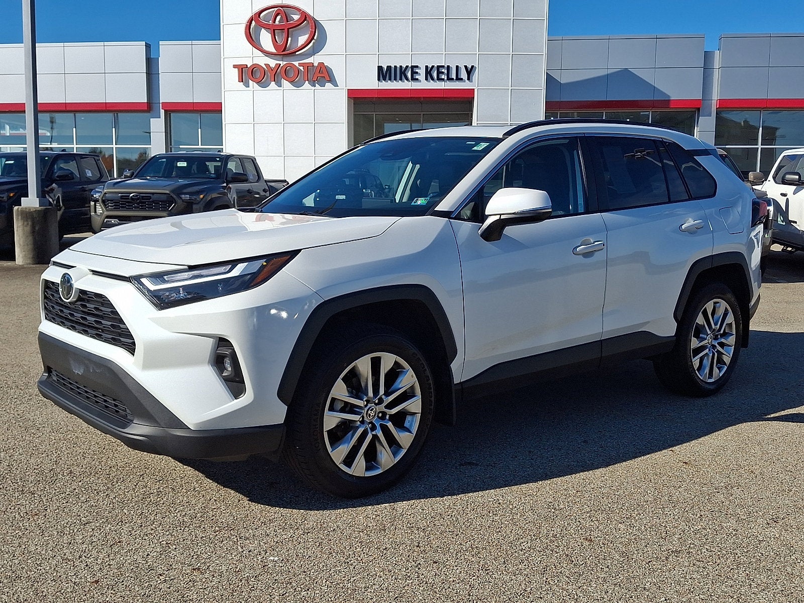 2023 Toyota RAV4 XLE Premium