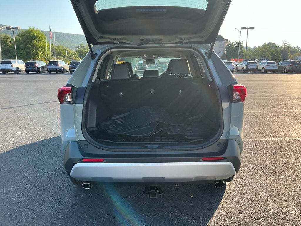2023 Toyota RAV4 Adventure