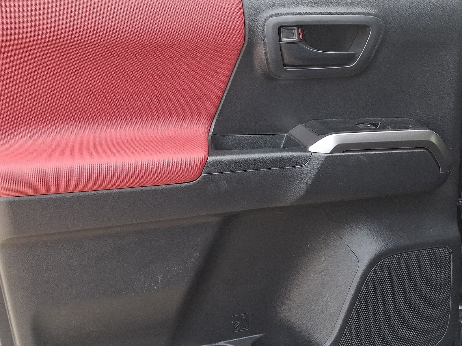 2023 Toyota Tacoma 4WD SR5