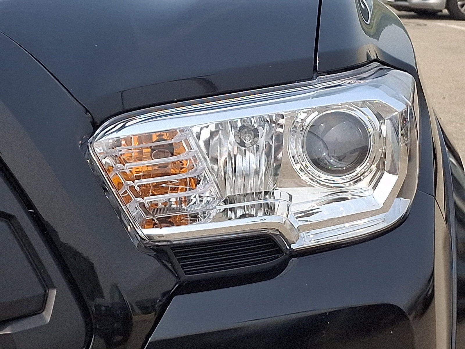 2023 Toyota Tacoma 4WD SR5