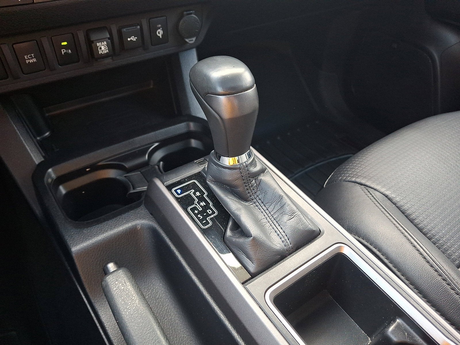 2022 Toyota Tacoma 4WD Base