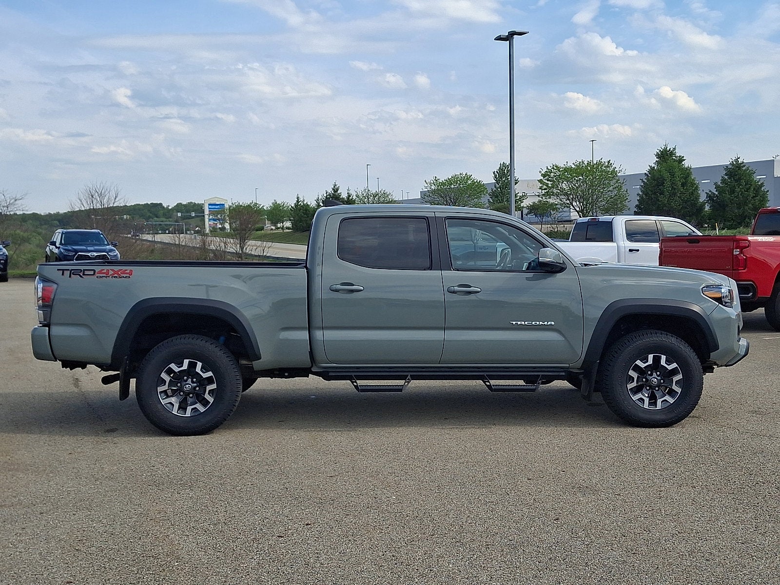 2022 Toyota Tacoma 4WD Base
