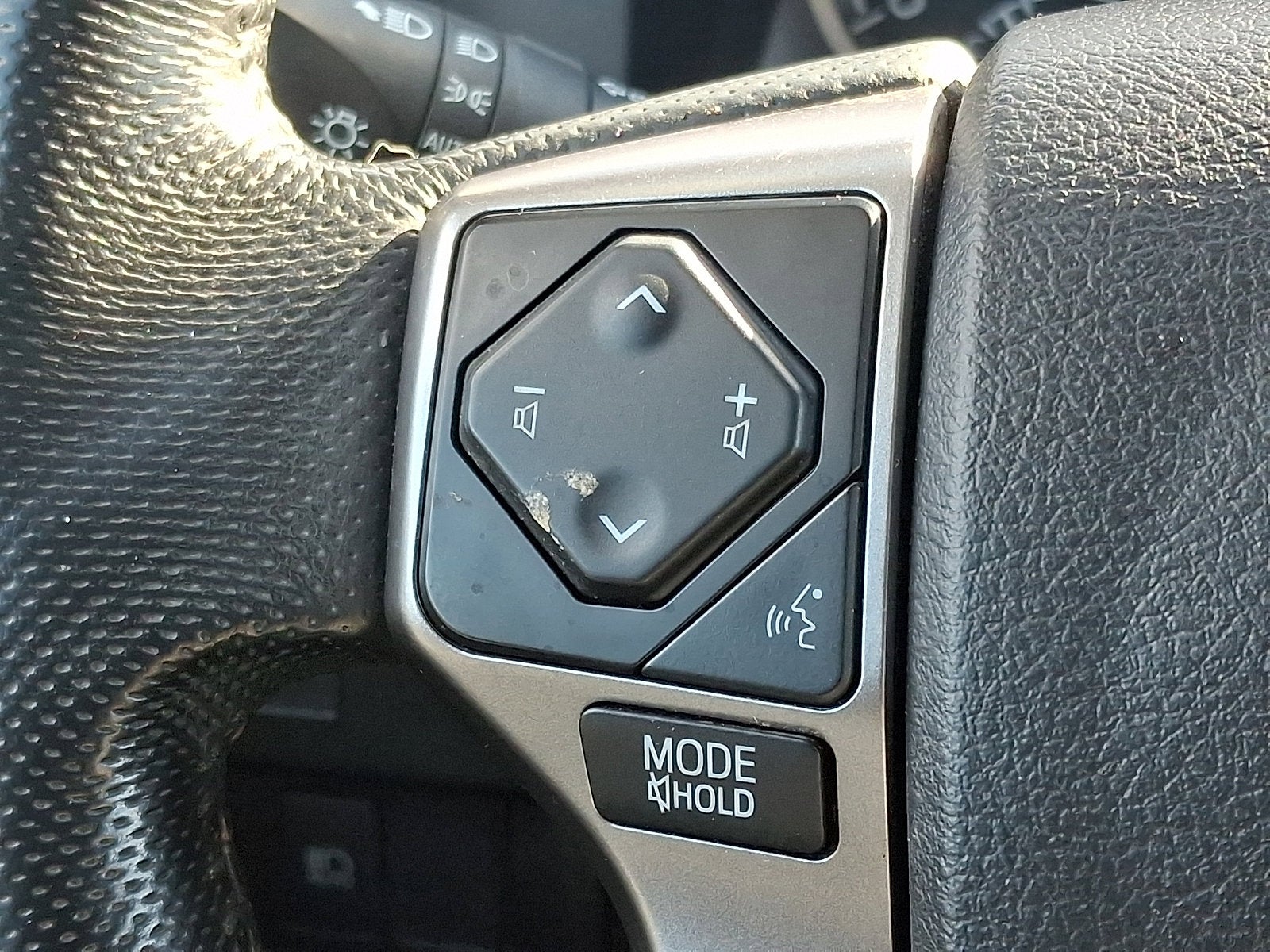 2022 Toyota Tacoma 4WD SR5