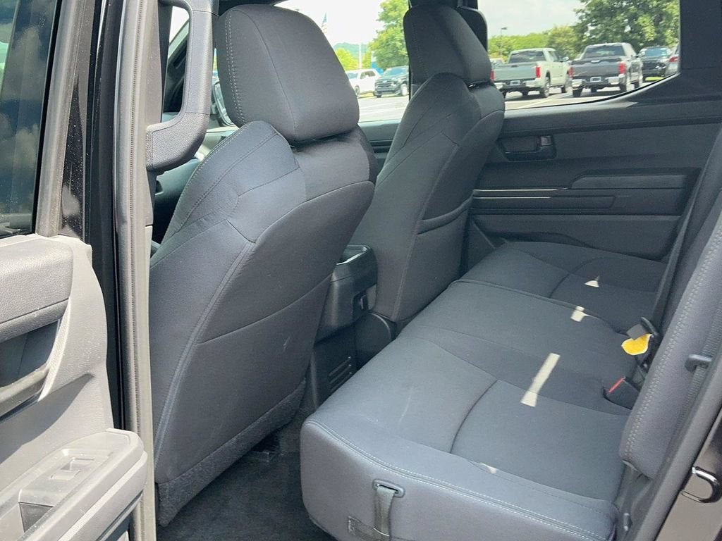2025 Toyota Tacoma 4WD SR5