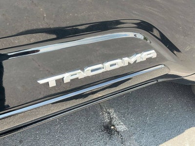 2025 Toyota Tacoma 4WD SR5