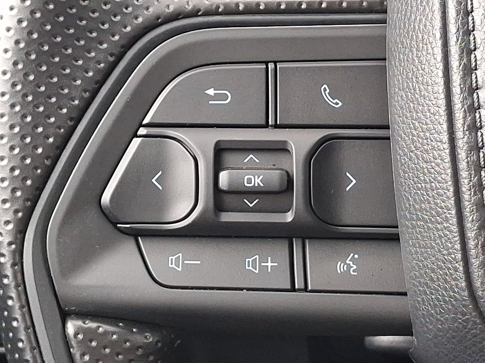 2025 Toyota Tacoma 4WD Base