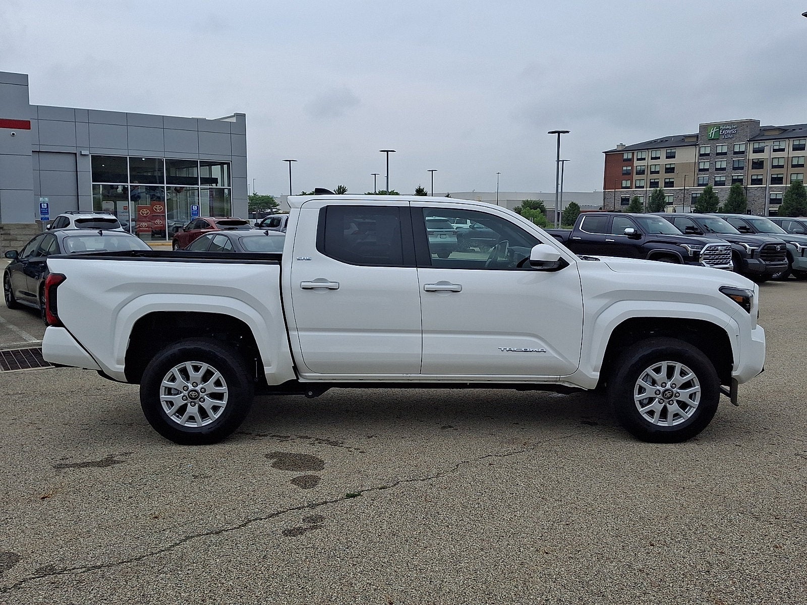 2025 Toyota Tacoma 4WD Base