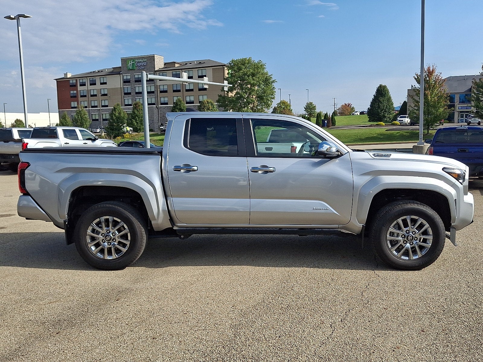 2024 Toyota Tacoma 4WD Limited Hybrid