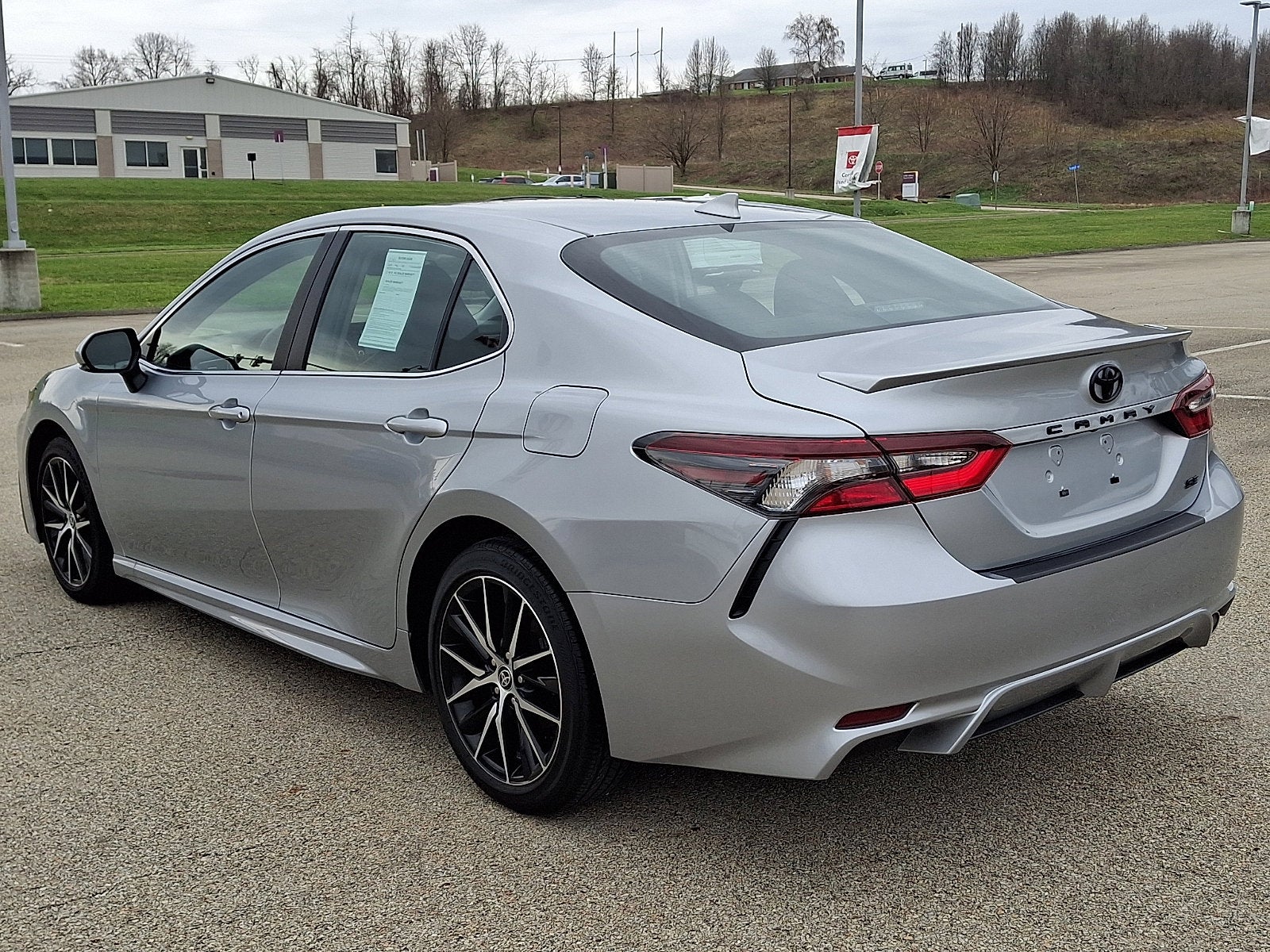 2024 Toyota Camry SE