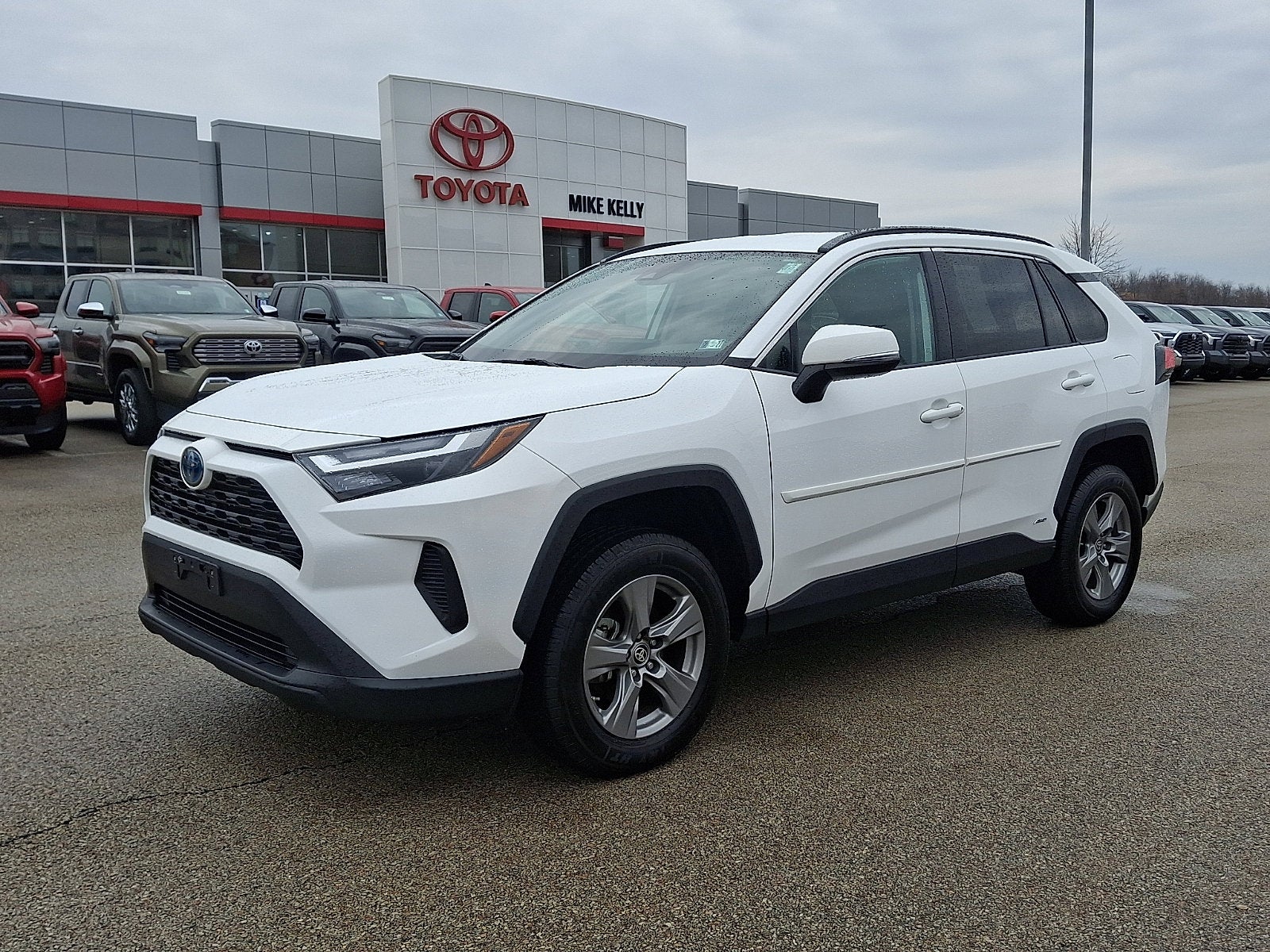 2024 Toyota RAV4 Hybrid LE