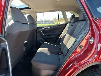 2025 Toyota RAV4 Hybrid XLE