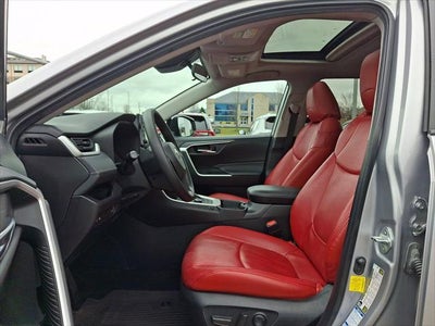 2021 Toyota RAV4 HYBRID Hybrid XLE