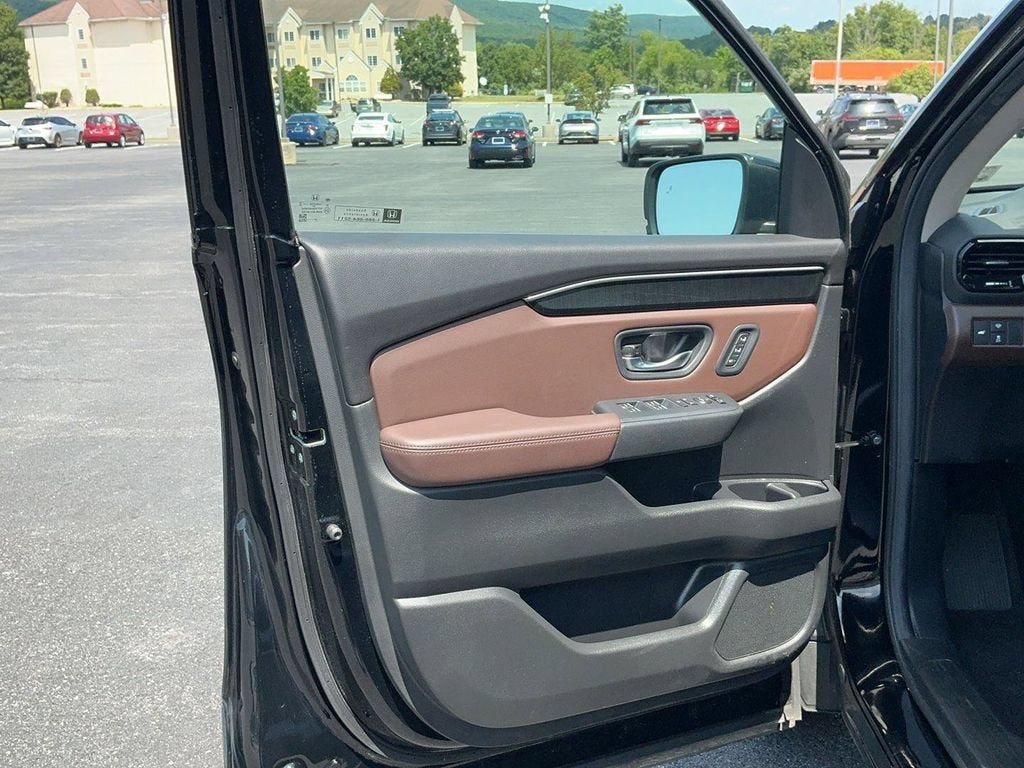 2025 Honda Pilot Elite