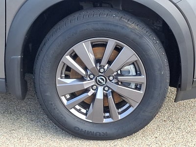 2024 Nissan Pathfinder S