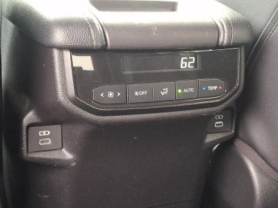 2025 Toyota Grand Highlander Base