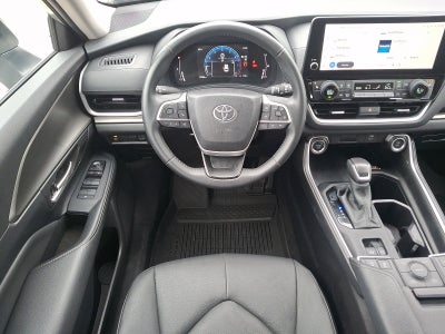 2025 Toyota Grand Highlander Base