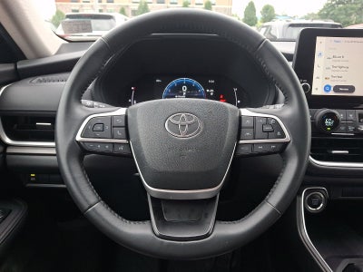 2025 Toyota Grand Highlander Base