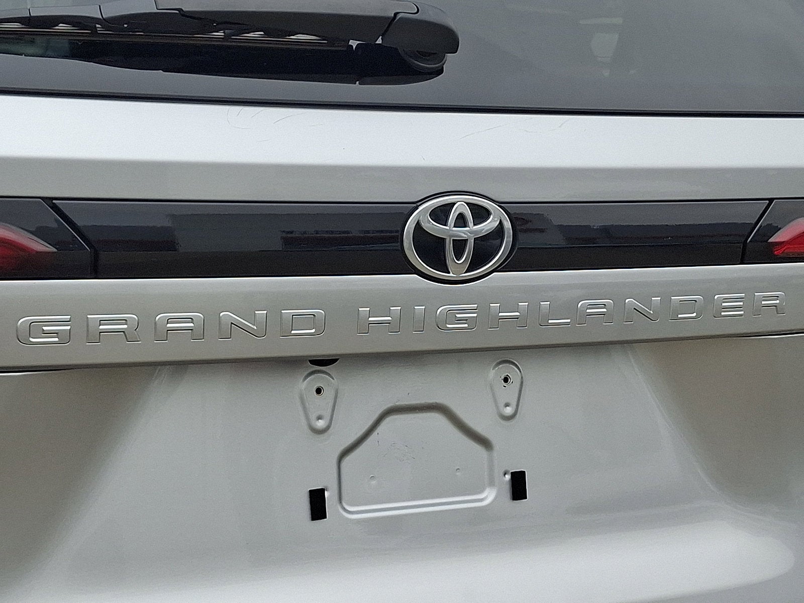 2025 Toyota Grand Highlander Base
