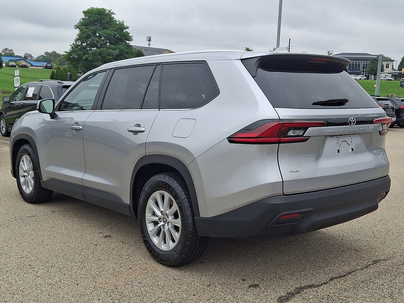 2025 Toyota Grand Highlander Base