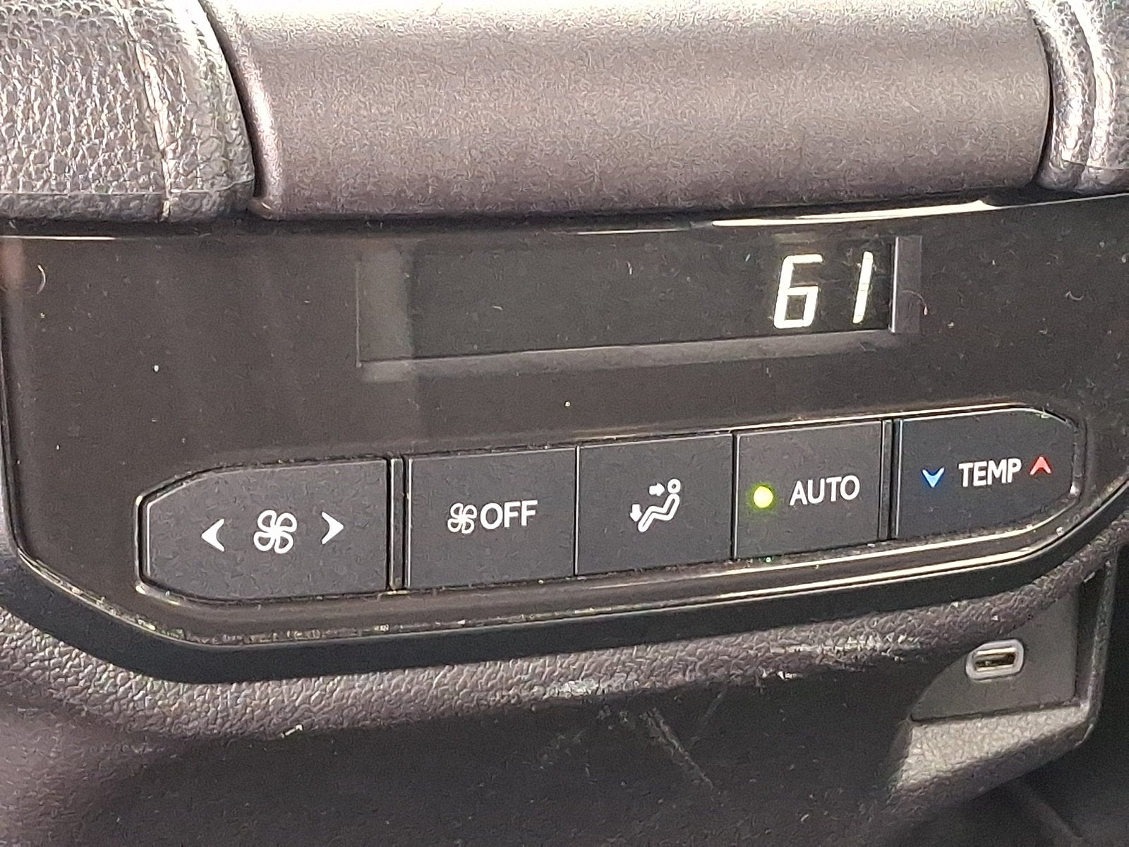 2025 Toyota Grand Highlander Base