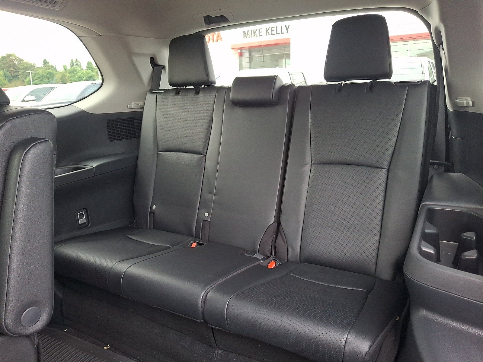 2025 Toyota Grand Highlander Base