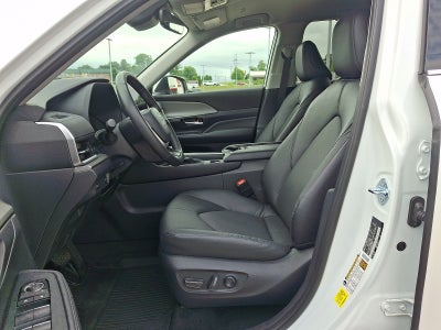 2025 Toyota Grand Highlander Base