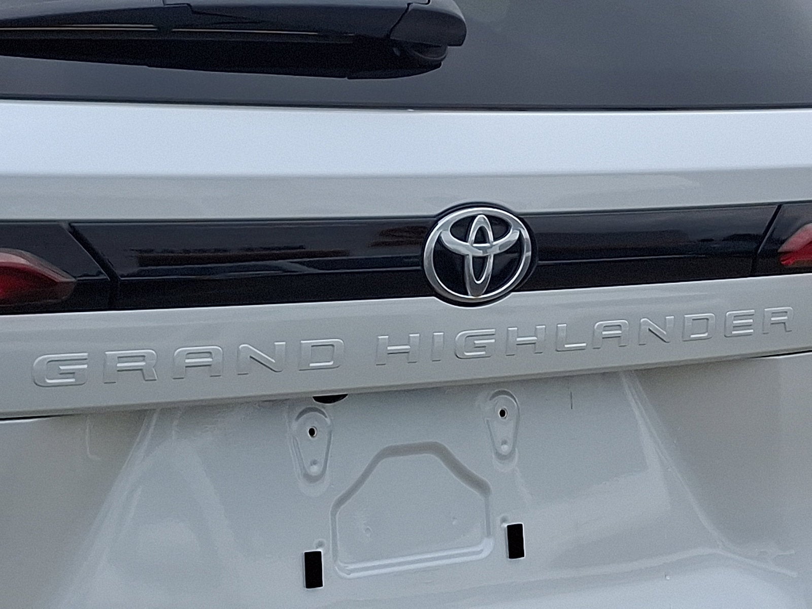 2025 Toyota Grand Highlander Base