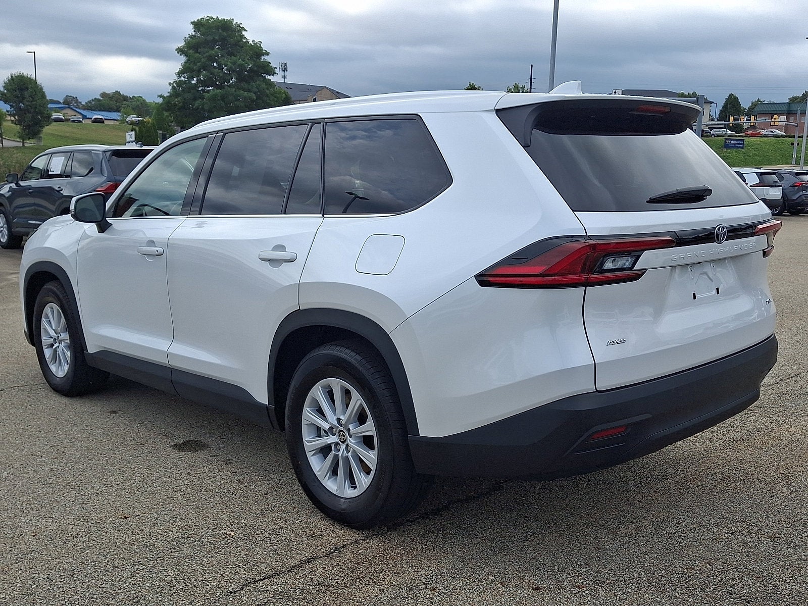 2025 Toyota Grand Highlander Base