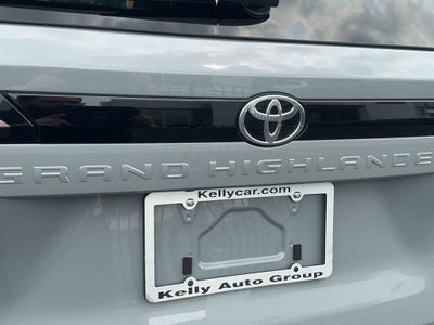 2026 Toyota Grand Highlander Hybrid MAX Platinum
