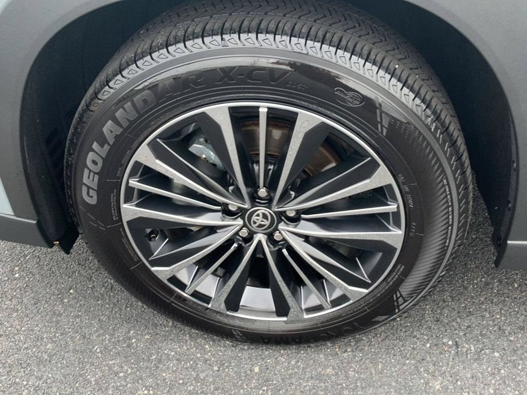 2026 Toyota Grand Highlander Hybrid MAX Platinum