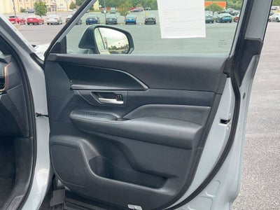 2026 Toyota Grand Highlander Hybrid MAX Platinum