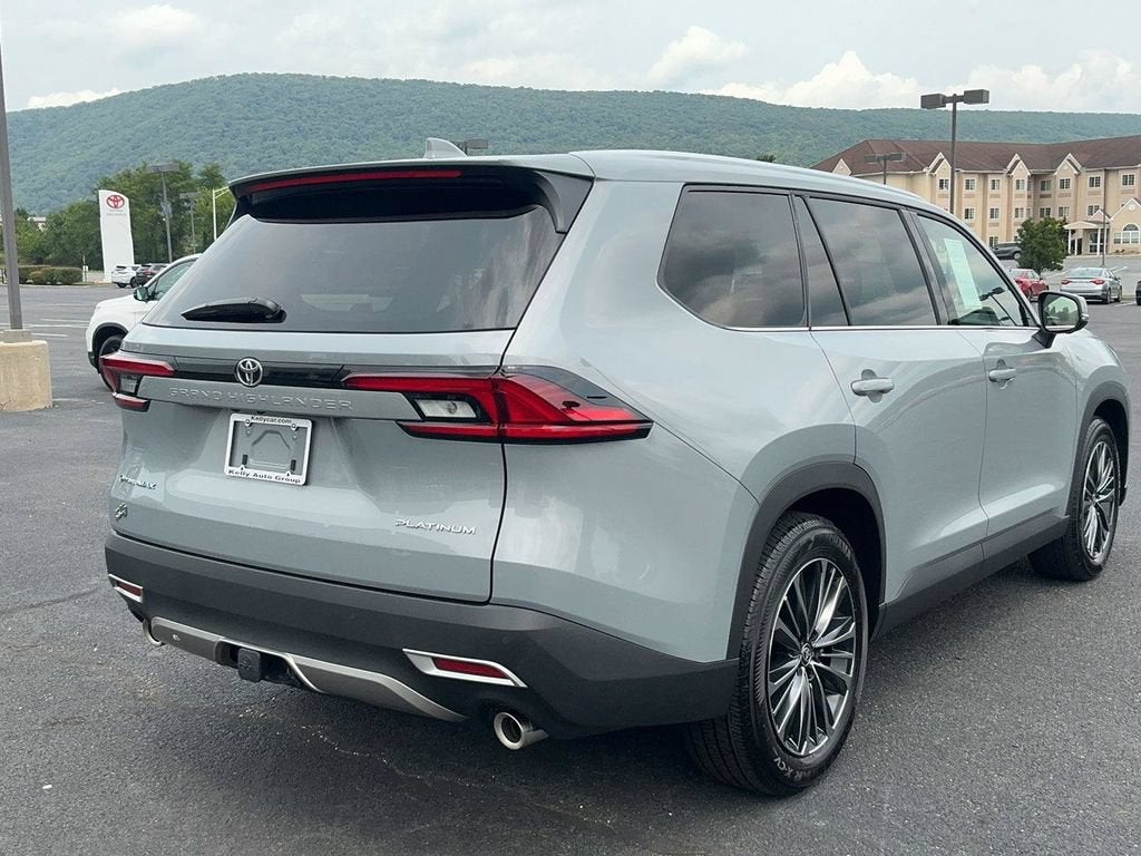 2026 Toyota Grand Highlander Hybrid MAX Platinum