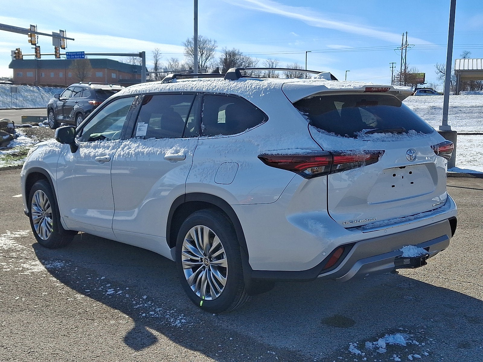 2026 Toyota Highlander Hybrid Platinum