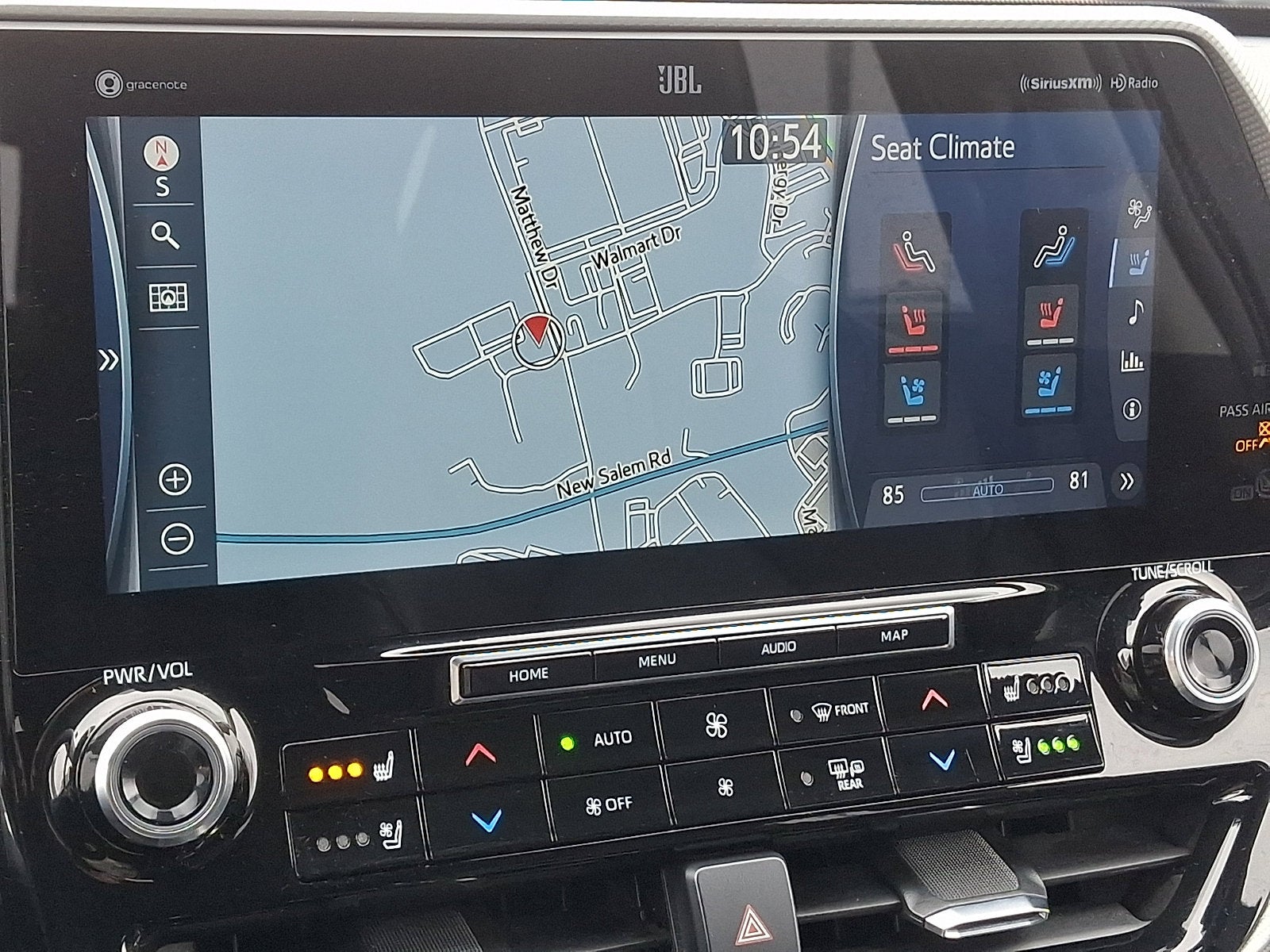 2022 Toyota Highlander Hybrid Platinum